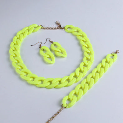 Fashion Acrylic Chain Set – Add Personality to Every Outfit