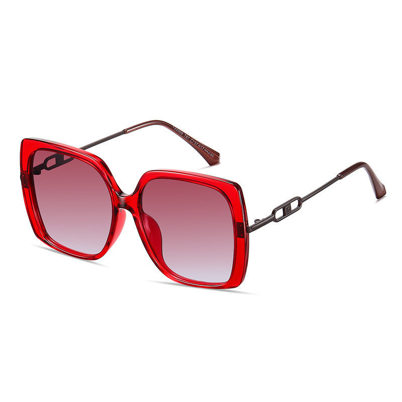 Drive Bright, Stay Classy – Polarized Sunglasses for Women