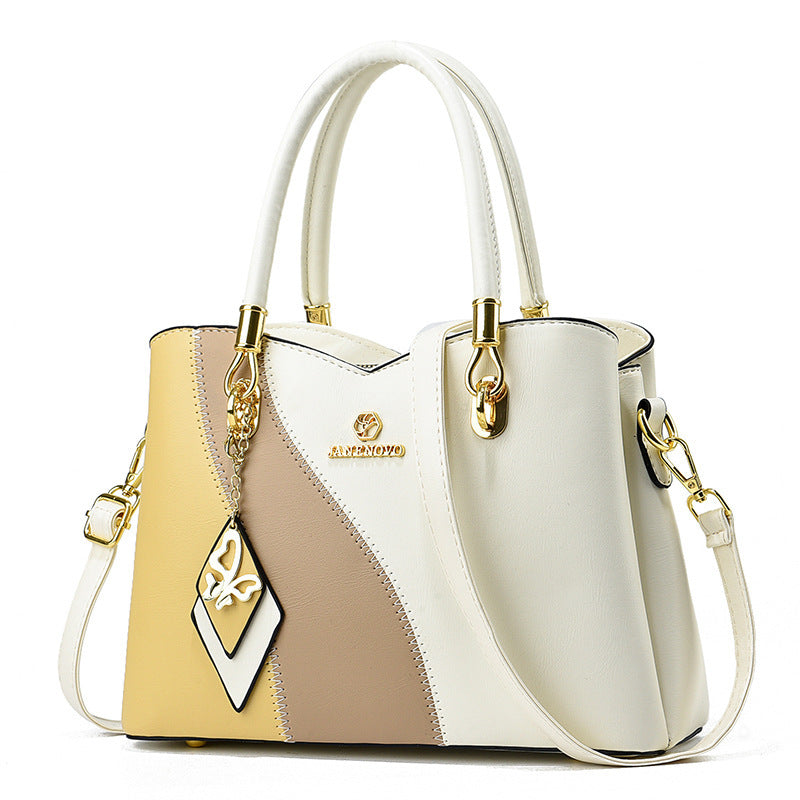Modern Contrast Tote – Bold Style, Endless Convenience