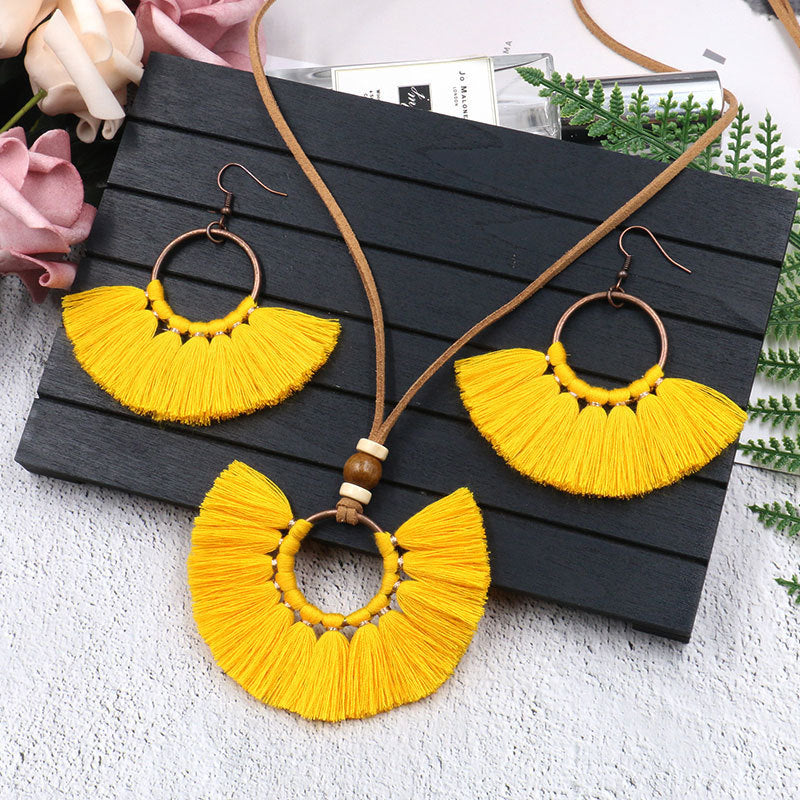 Glamorous Fringe Necklace Set That Turns Heads Instantly