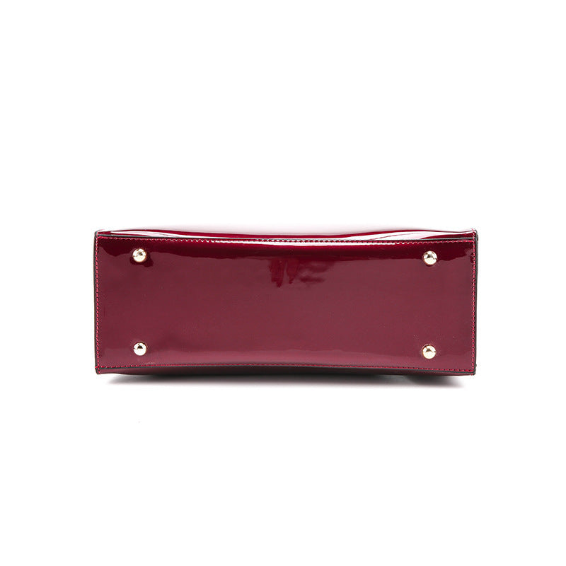 Bright Patent Handbag – Effortless Style for Every Day