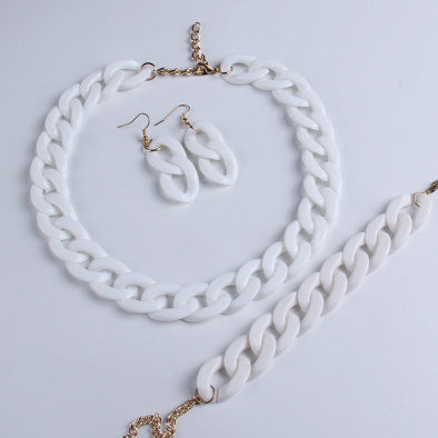 Fashion Acrylic Chain Set – Add Personality to Every Outfit
