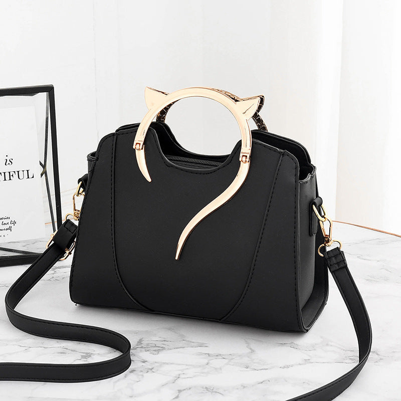 Stylish Messenger Purse – Designed for Busy Women