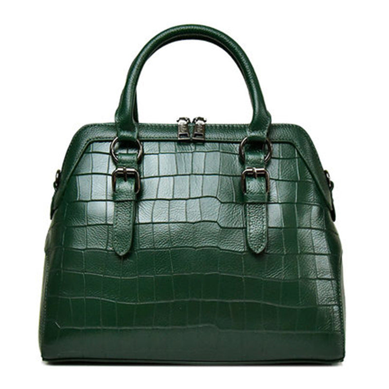 Beautifully Crafted Leather Handbag – Style That Endures