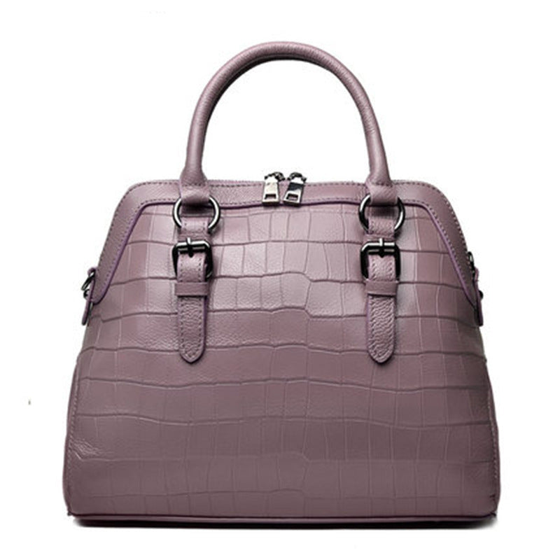 Beautifully Crafted Leather Handbag – Style That Endures