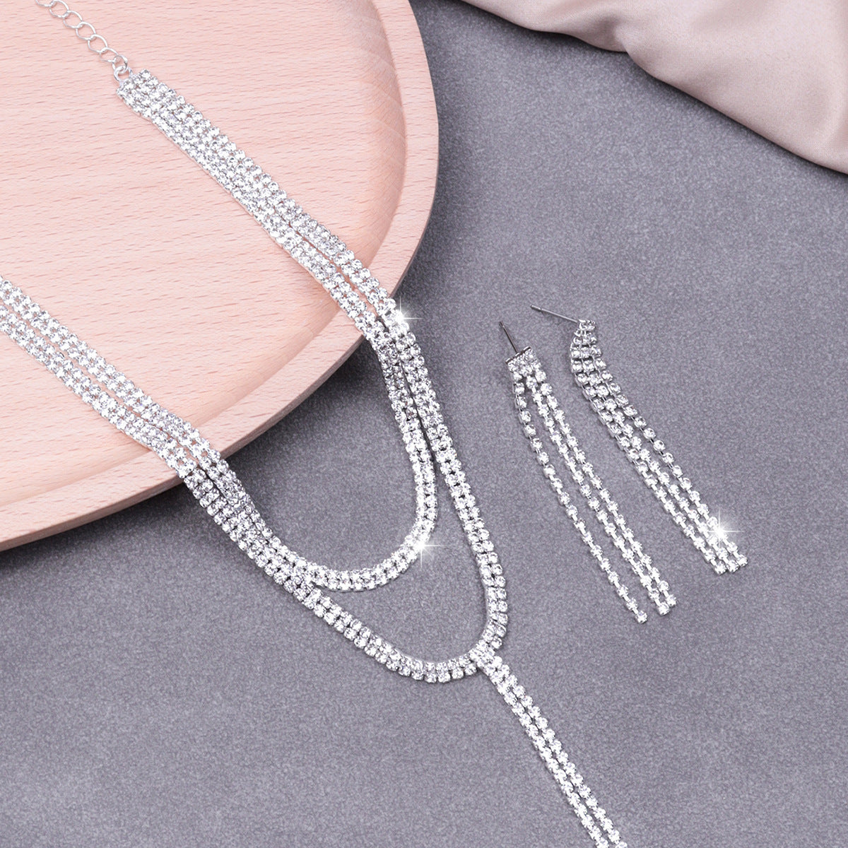 Exquisite Chain Necklace Set – Turn Heads Effortlessly