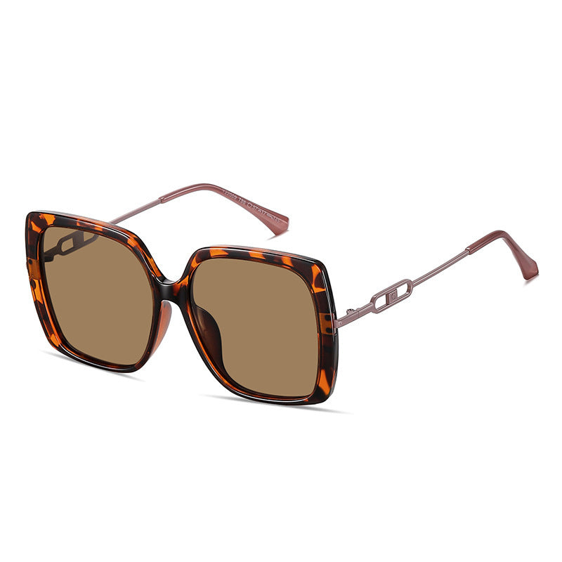 Drive Bright, Stay Classy – Polarized Sunglasses for Women