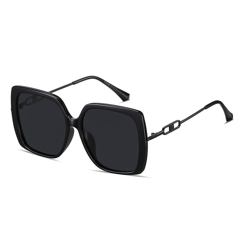 Drive Bright, Stay Classy – Polarized Sunglasses for Women