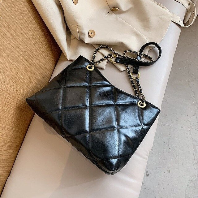 Trendy Oversized Shoulder Bag with Gold Chain Accent