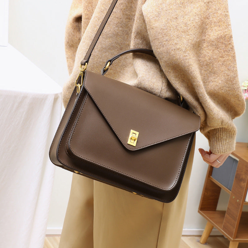 Retro Chic Handbag – Classic Look, Everyday Comfort