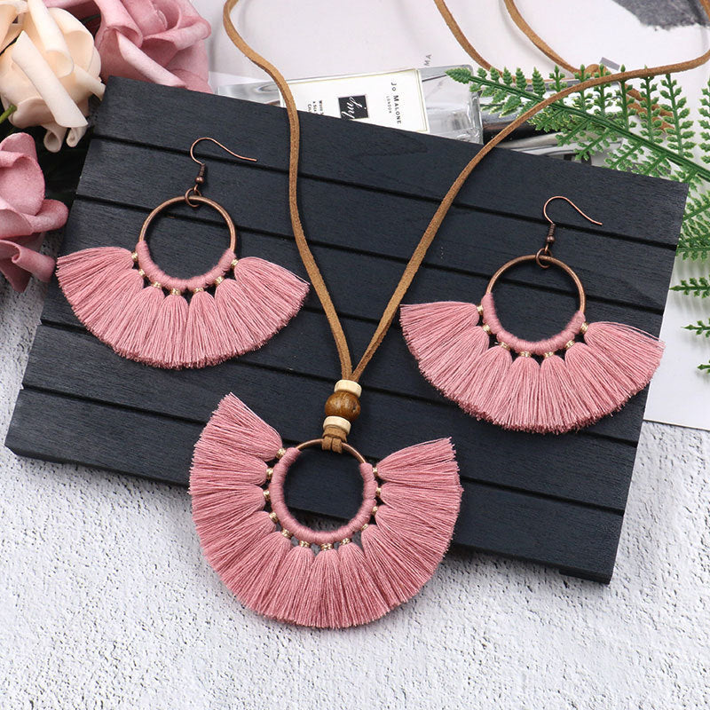 Glamorous Fringe Necklace Set That Turns Heads Instantly