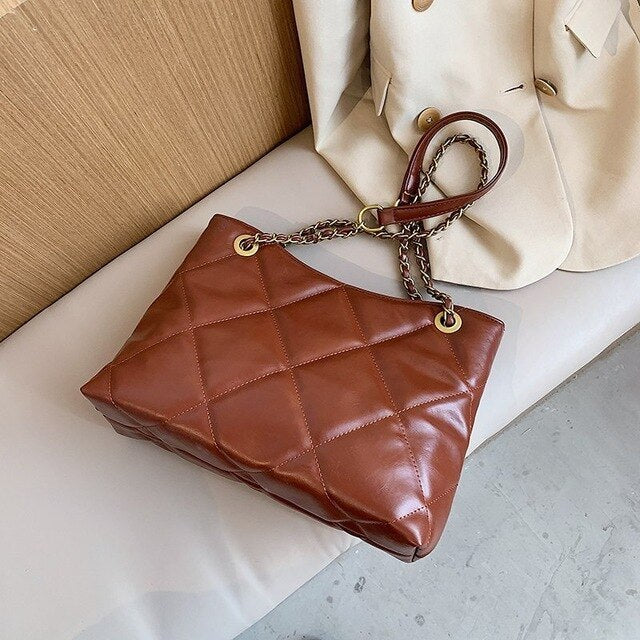Trendy Oversized Shoulder Bag with Gold Chain Accent