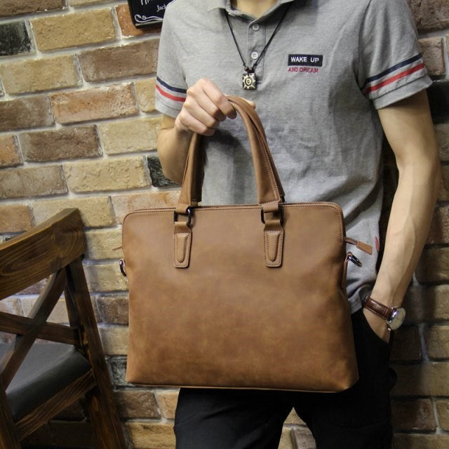 Vintage Leather Men’s Handbag – Built for Work and Travel