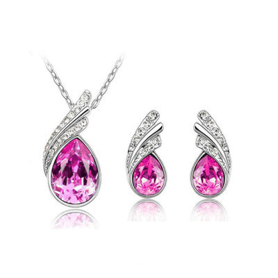 Sparkling Necklace Set – Shine with Confidence