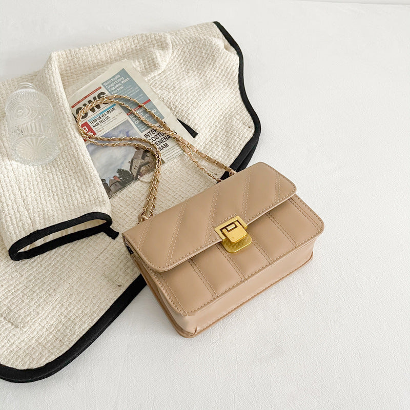 Fashionable Western Shoulder Bag – Stylish Small Purse for Women