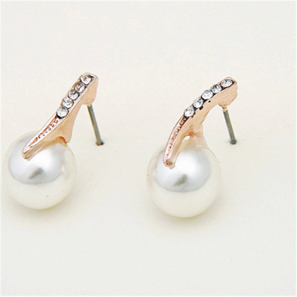 Refined Glow – Timeless Pearl Jewelry Gift Set