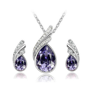 Sparkling Necklace Set – Shine with Confidence