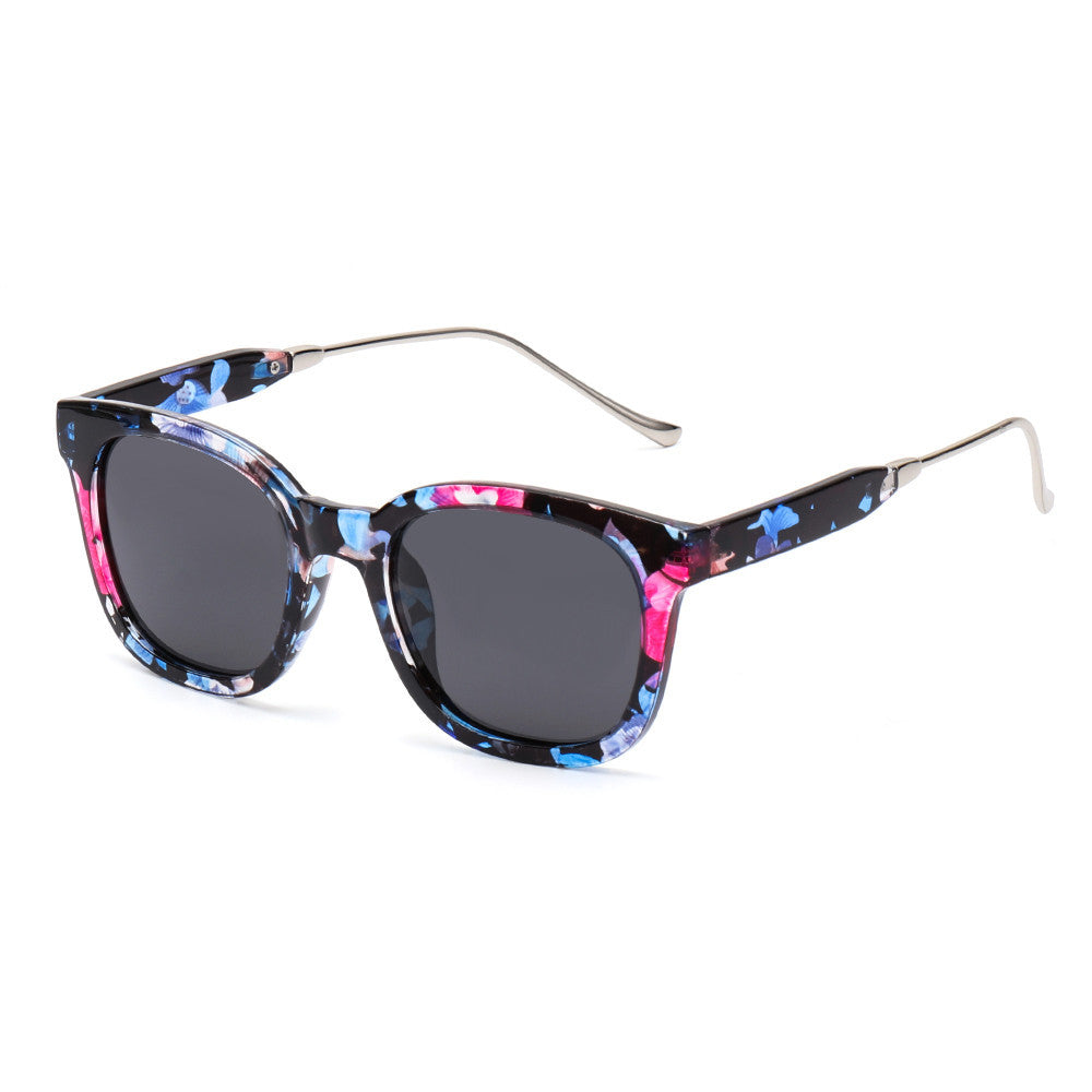 Women’s Stylish UV Sunglasses – Protect Your Eyes in Style