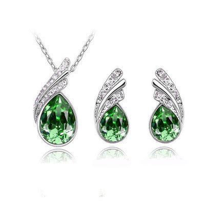 Sparkling Necklace Set – Shine with Confidence