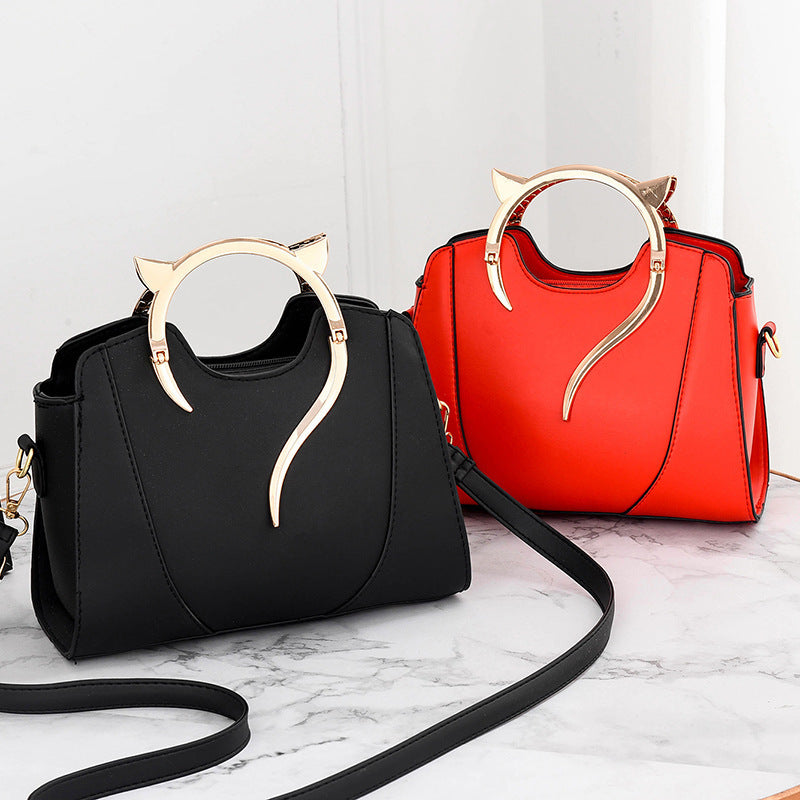 Stylish Messenger Purse – Designed for Busy Women