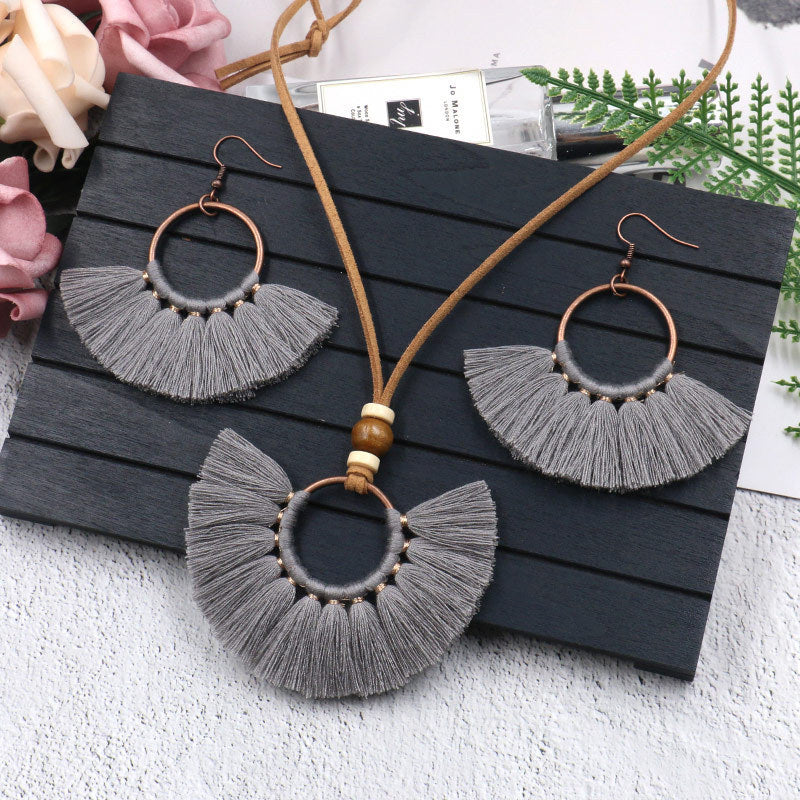 Glamorous Fringe Necklace Set That Turns Heads Instantly