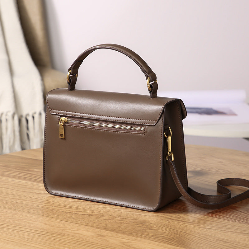 Retro Chic Handbag – Classic Look, Everyday Comfort