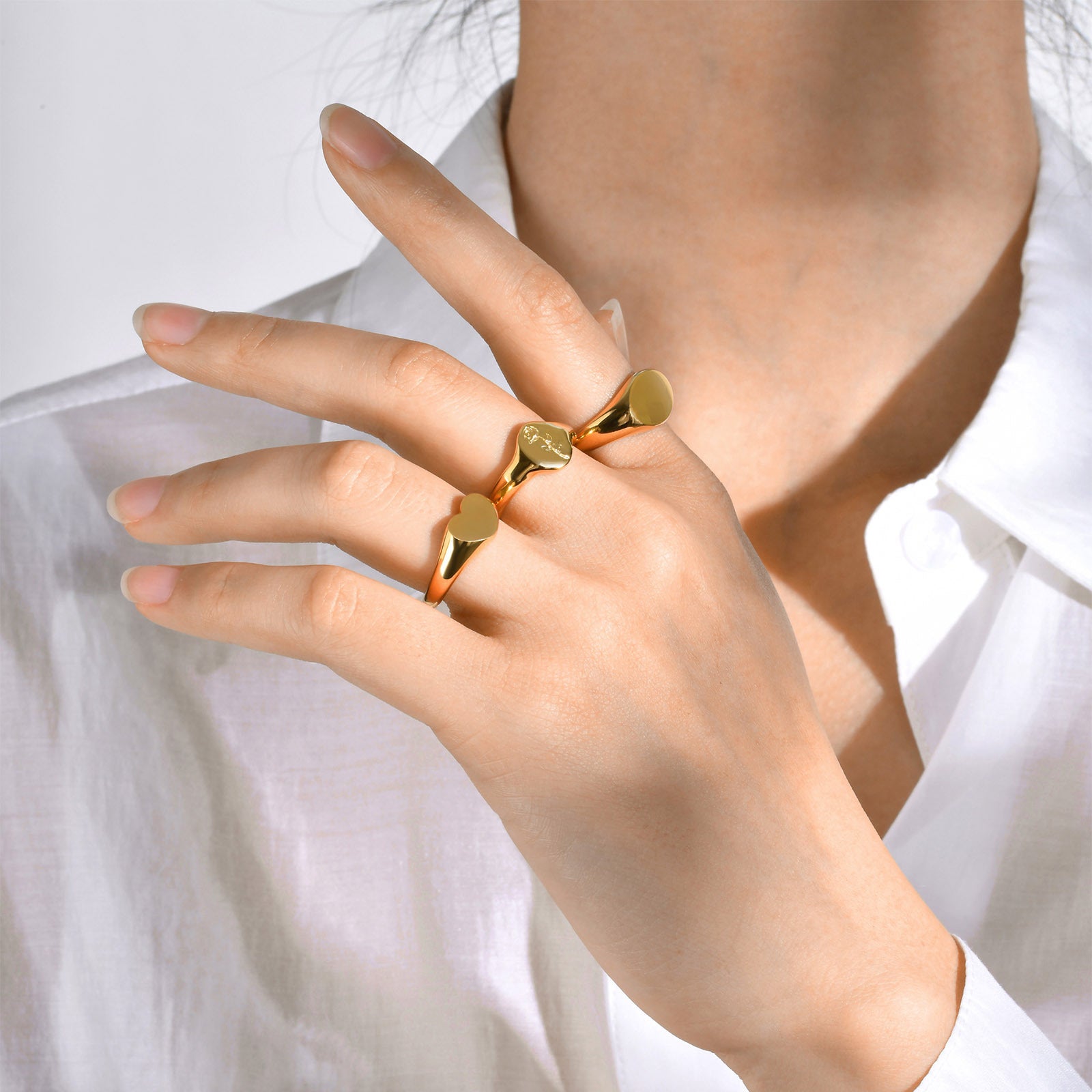 Modern Neutral Ring – Geometric Design in Stainless Steel