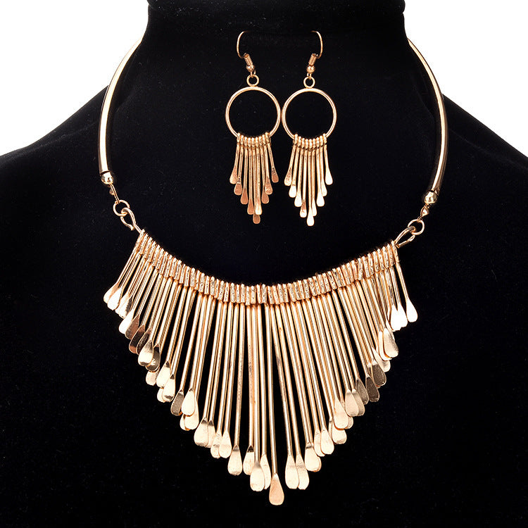 Layered Tassel Necklace Set – Timeless Bohemian Look