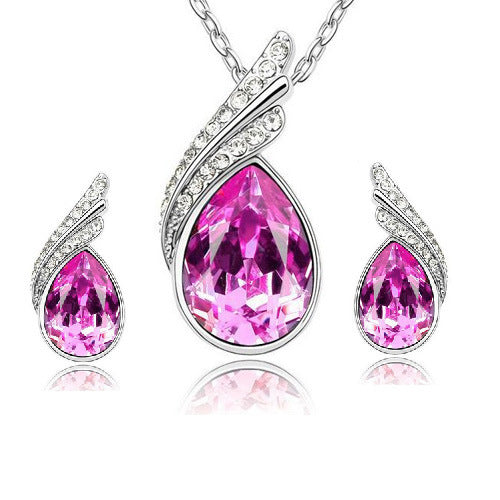 Sparkling Necklace Set – Shine with Confidence