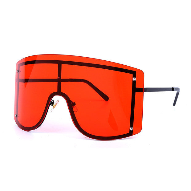 Women’s Square Shades – Polarized Design for Clear Outdoor Vision