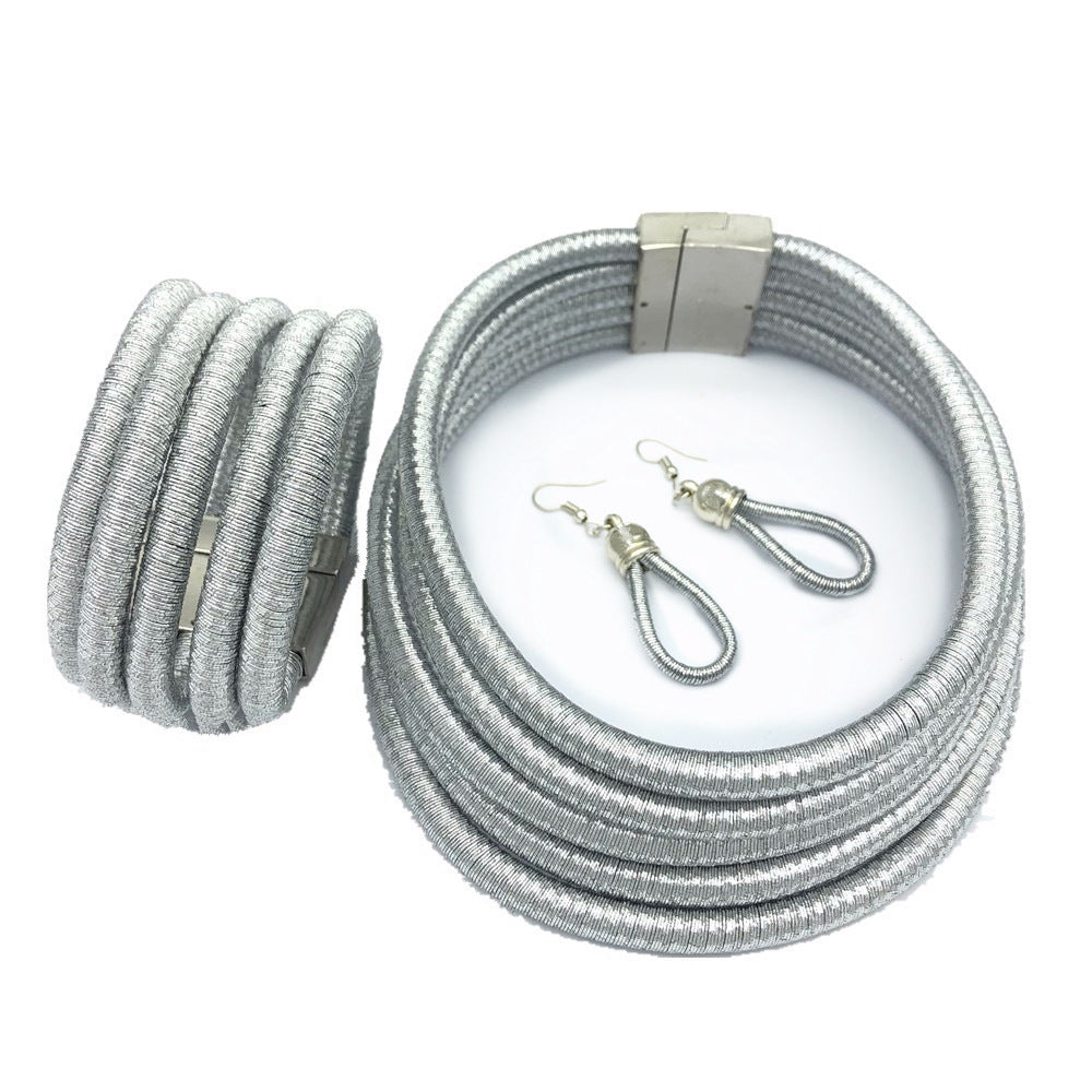 Layered Elegance – Three-Piece Necklace Set for Effortless Style