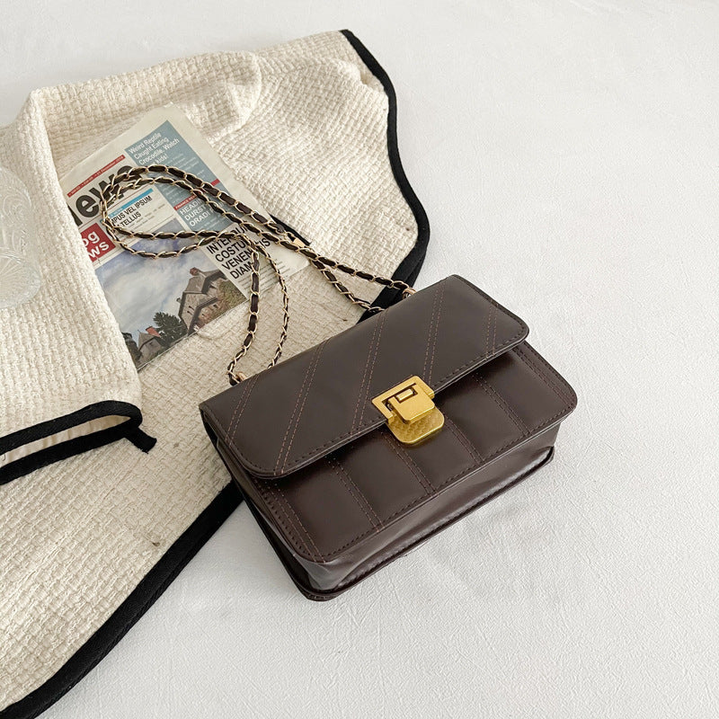 Fashionable Western Shoulder Bag – Stylish Small Purse for Women