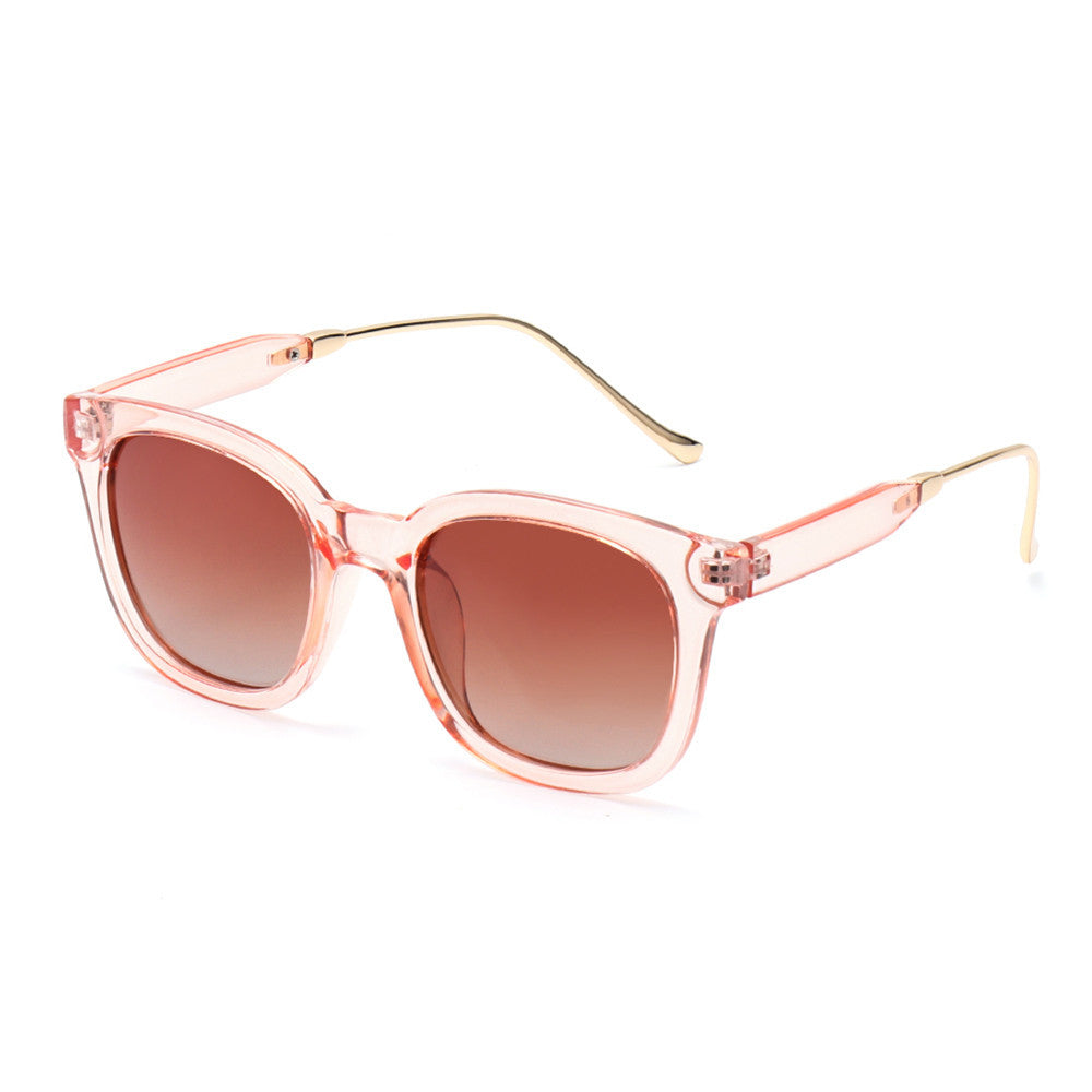 Women’s Stylish UV Sunglasses – Protect Your Eyes in Style
