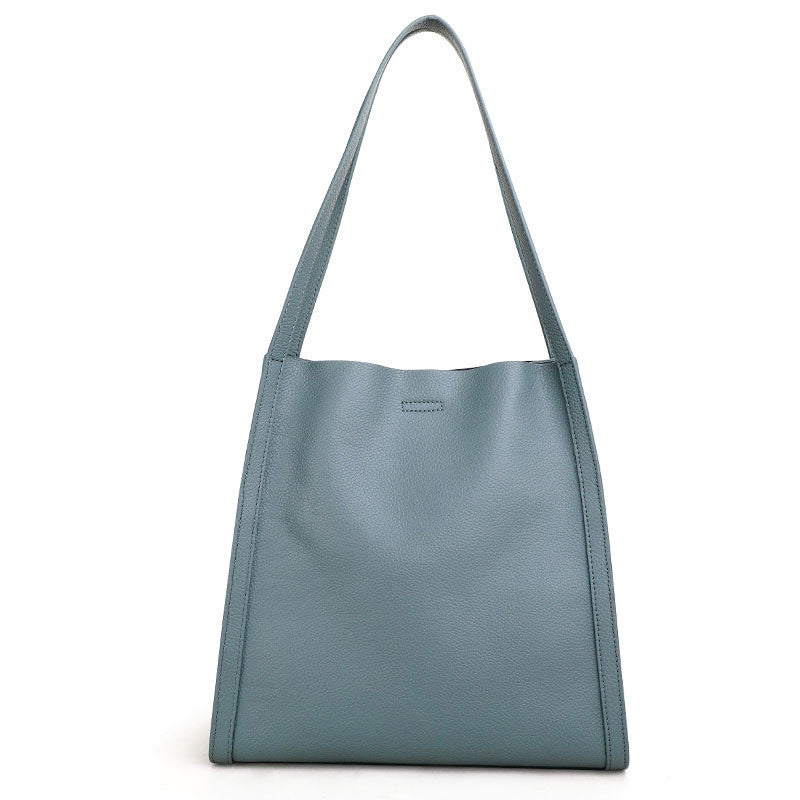 Modern Women’s Leather Tote – From Workday to Weekend Ease